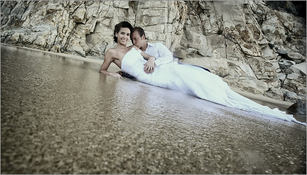 Los Cabos Wedding, Trash The Dress & Urban Photo Session For You I Do by Beth Dalton Kia & Jordan