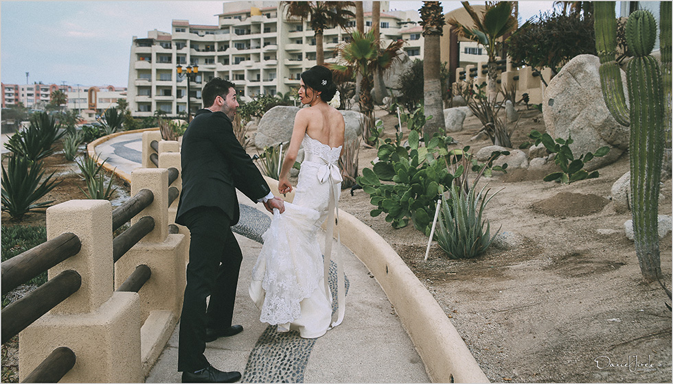 Weddings in Los Cabos at Villa Buena Vida and Sunset Da Mona Lisa