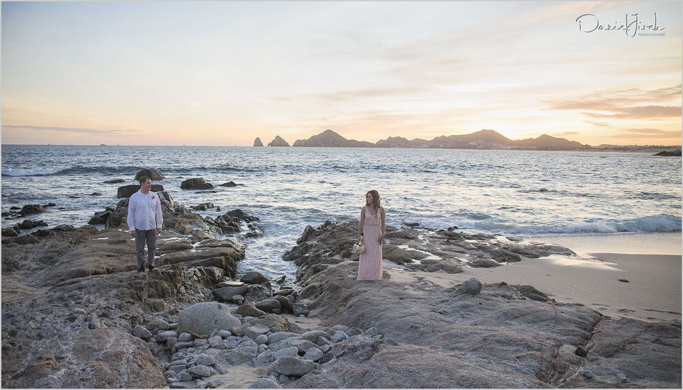 Cabo San Lucas Elopement and Engagement Pictures at Flora Farm and Sunset Da Mona Lisa