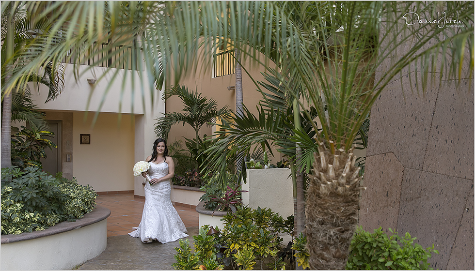 Wedding at Villa del Arco by Cabo Weddings Services by Tammy Wolff