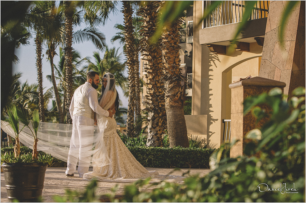 Destination Wedding at Villa del Arco Resort & Spa in Los Cabos, Mexico