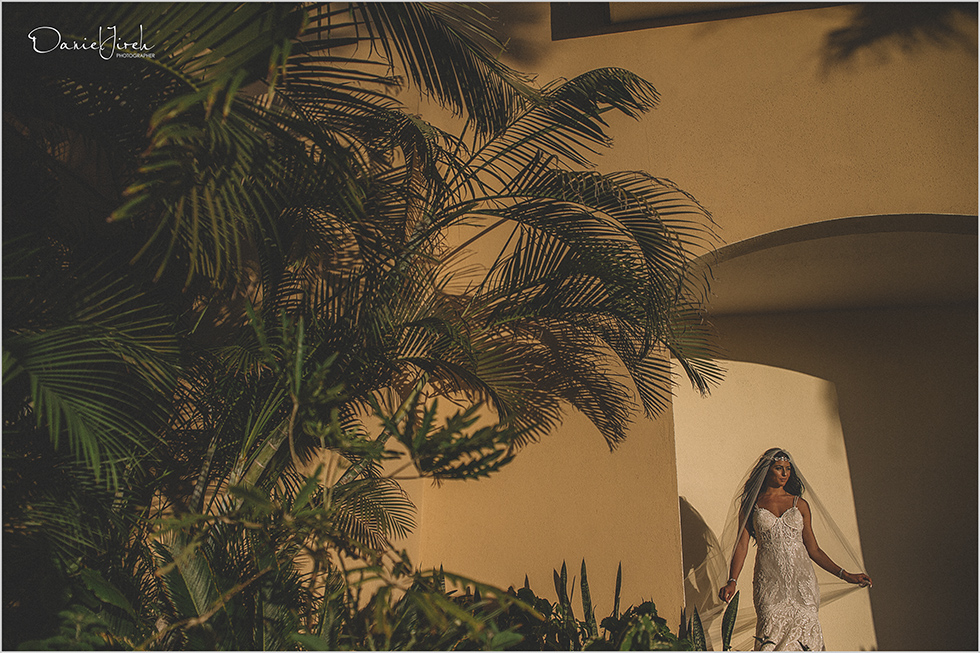 Destination Wedding at Villa del Arco Resort & Spa in Los Cabos, Mexico