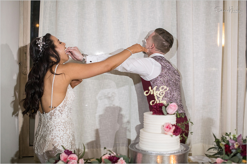 smash wedding cake